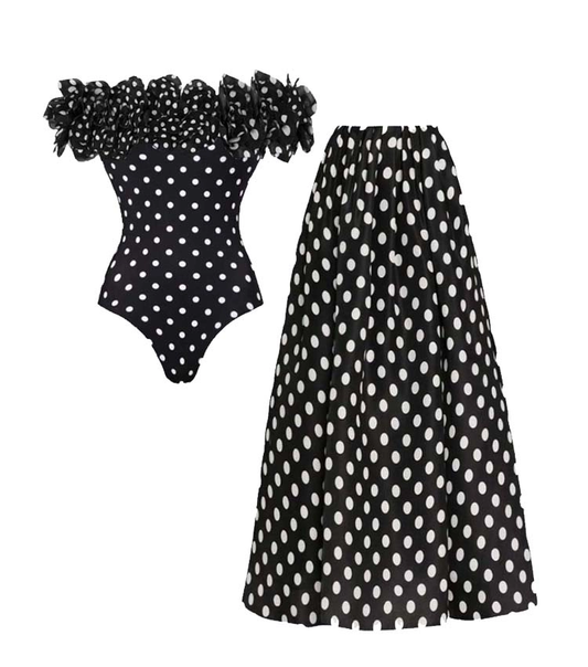 Bañador Bandeau de Lunares con Volantes y Falda